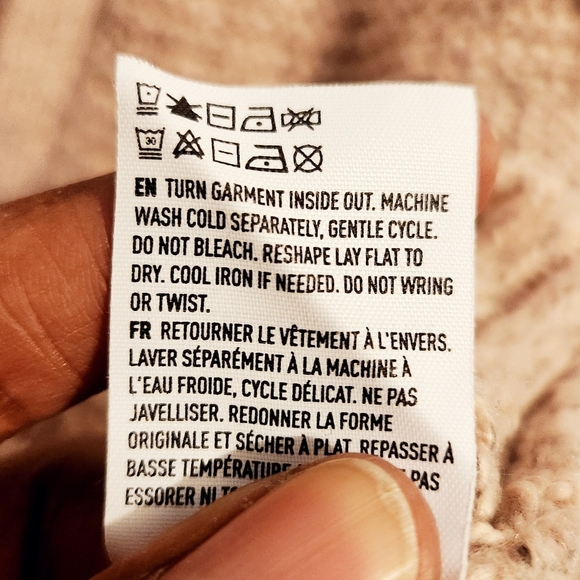 American Eagle | Women's Cropped Pink Cardigan Button-Down Sweater (Size Small) - Picture 8 of 14